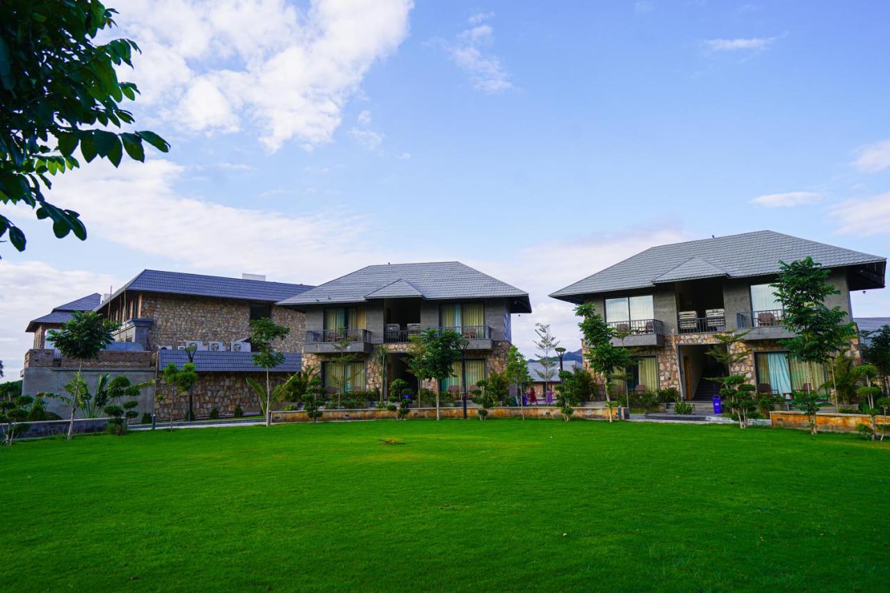 Pushkara Resort And Spa Exterior photo