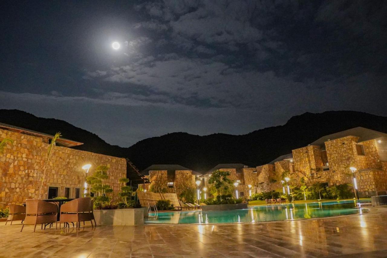 Pushkara Resort And Spa Exterior photo