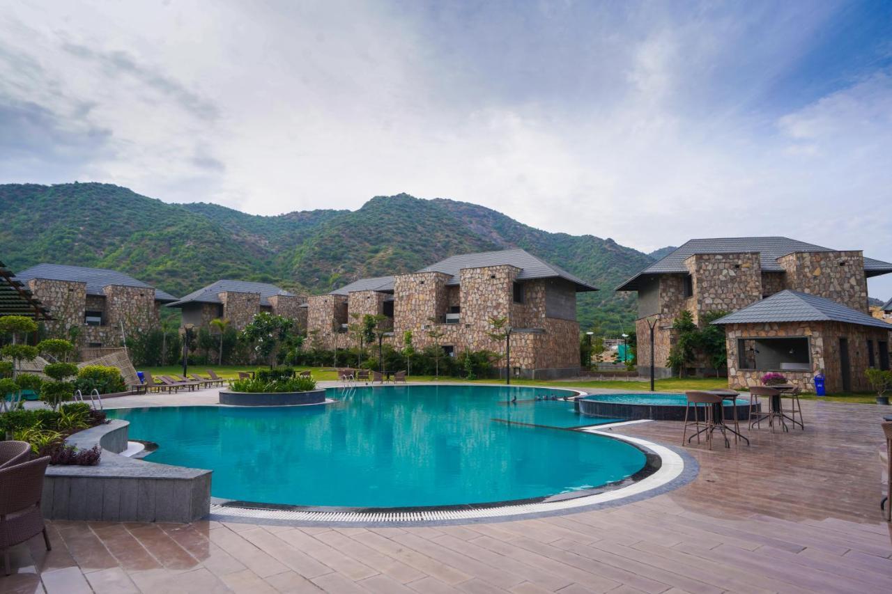 Pushkara Resort And Spa Exterior photo