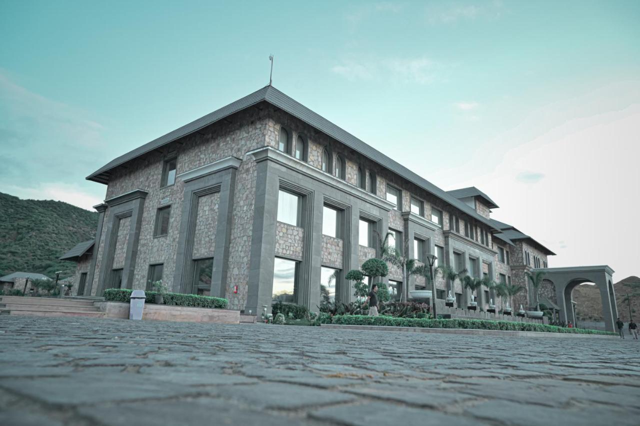 Pushkara Resort And Spa Exterior photo